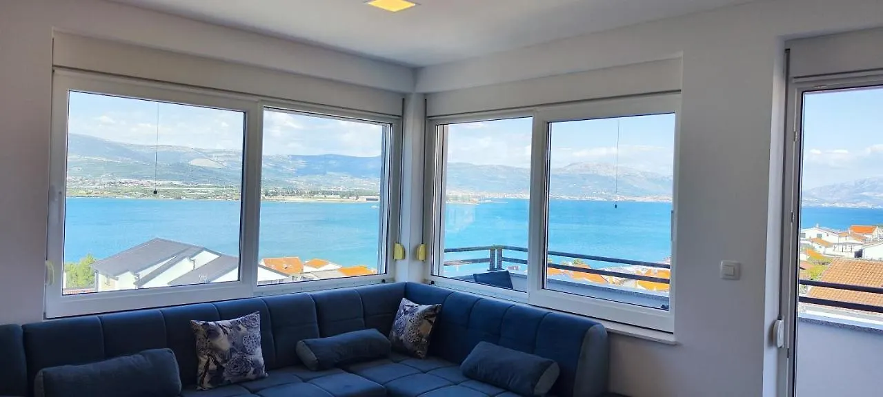 Apartmani Ive 特罗吉尔