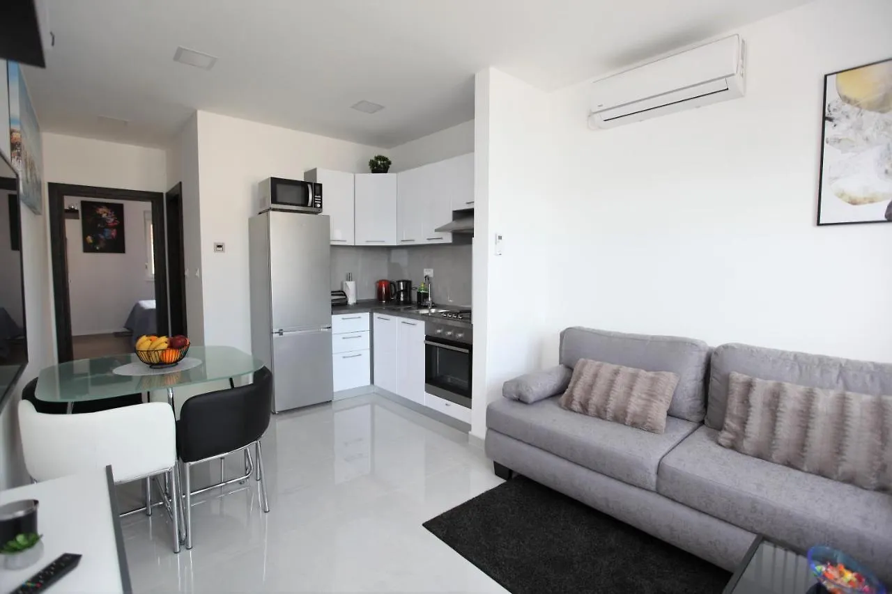 Apartmani Ive 特罗吉尔 克罗地亚